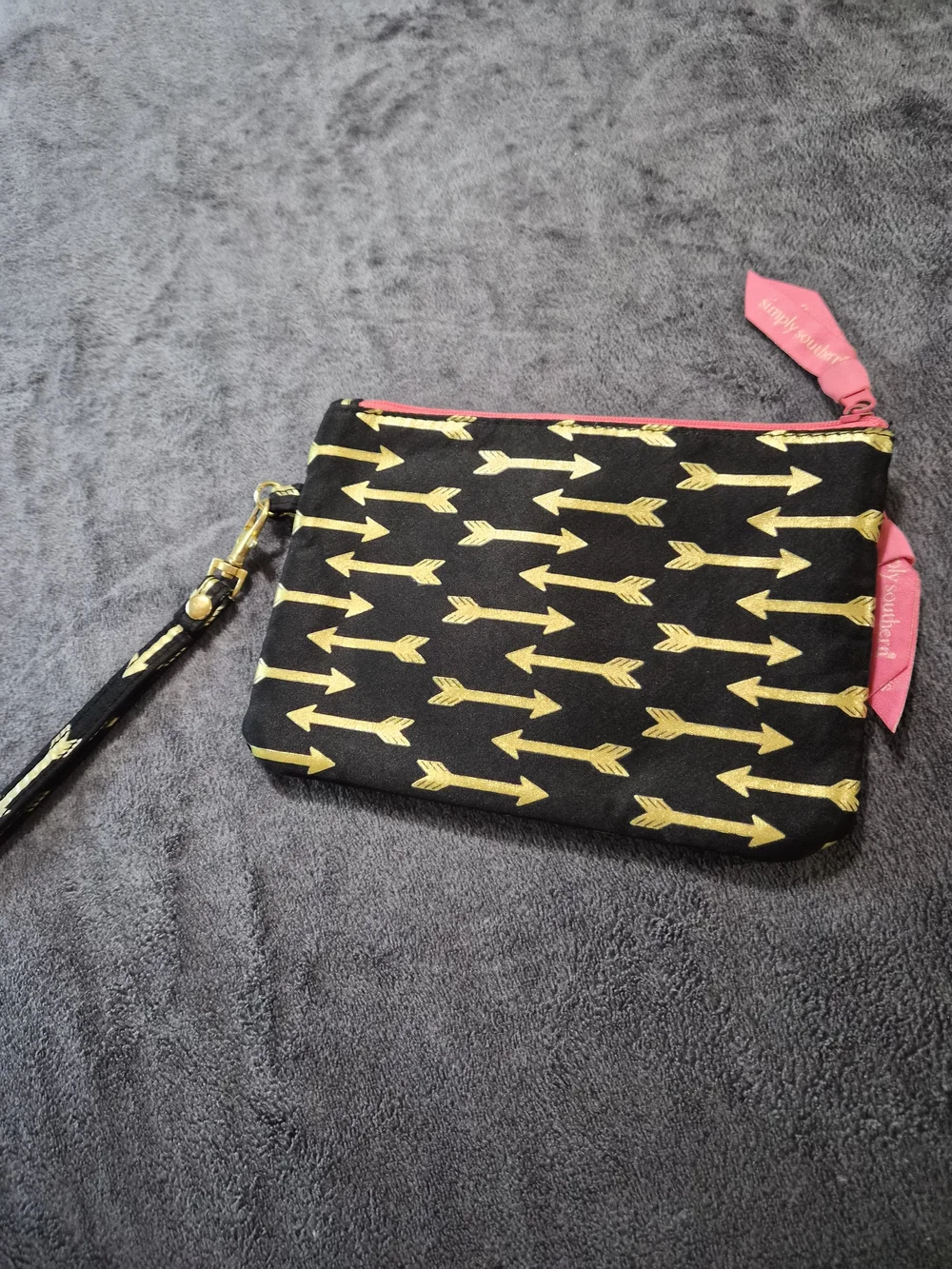 Simply Southern Black Wristlet with Gold Arrow Print and Pink Zipper Accents